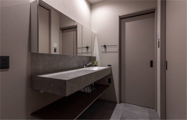 加賀市大聖寺「内と外をつなぐインナーテラス モノトーンの洗練された佇まい」新築完成見学会開催