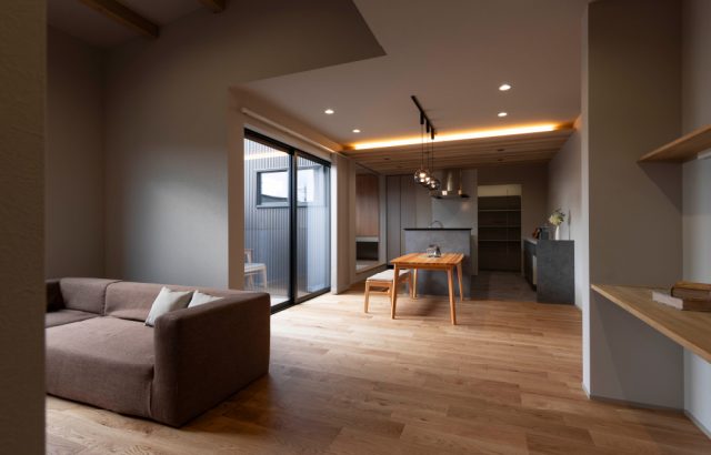 加賀市大聖寺「内と外をつなぐインナーテラス モノトーンの洗練された佇まい」新築完成見学会開催